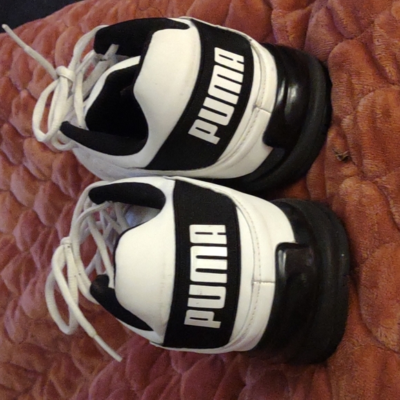 PUMA - Picture 3 of 5